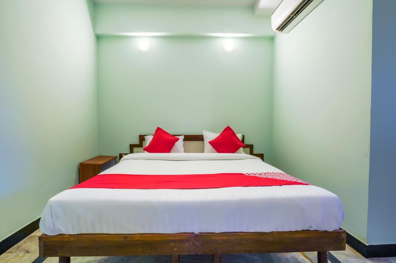 Hotel O Raja Residency Near Snow World سيكَندراباد المظهر الخارجي الصورة