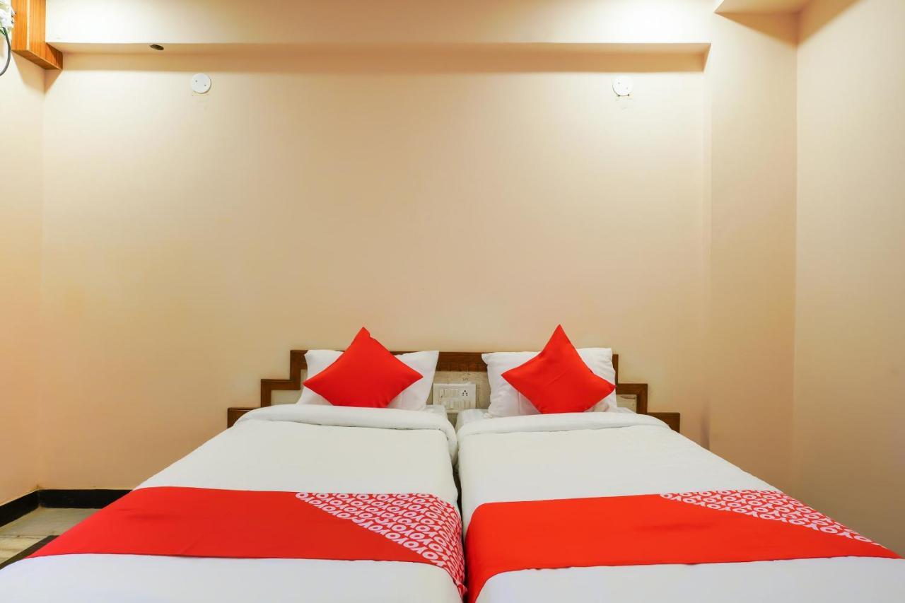 Hotel O Raja Residency Near Snow World سيكَندراباد المظهر الخارجي الصورة