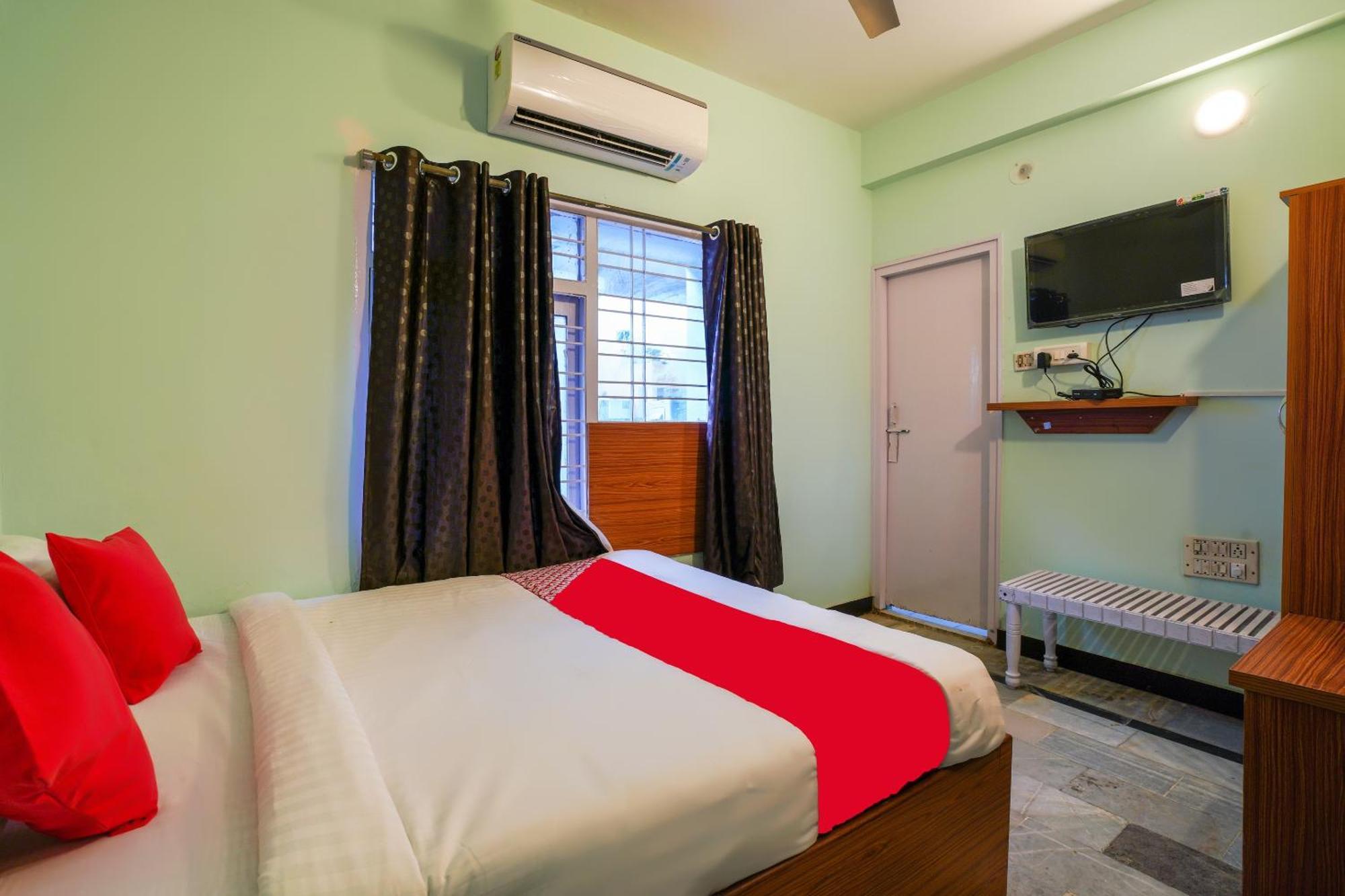 Hotel O Raja Residency Near Snow World سيكَندراباد المظهر الخارجي الصورة