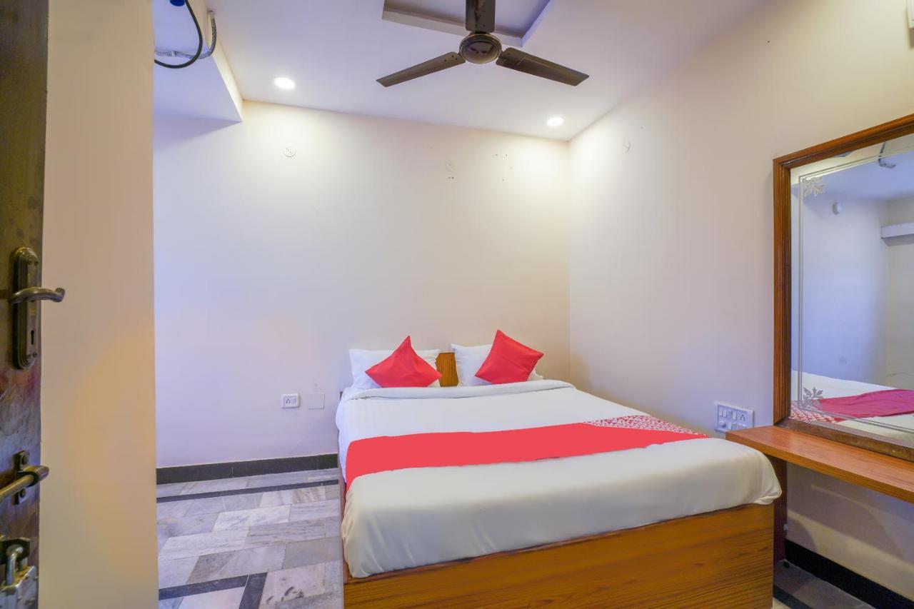 Hotel O Raja Residency Near Snow World سيكَندراباد المظهر الخارجي الصورة